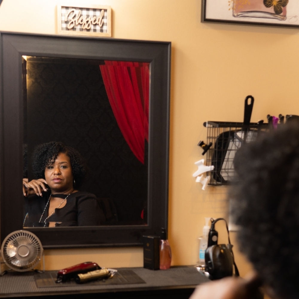 Teresa Simmons at ILLSTYLZ LLC in Raeford, NC