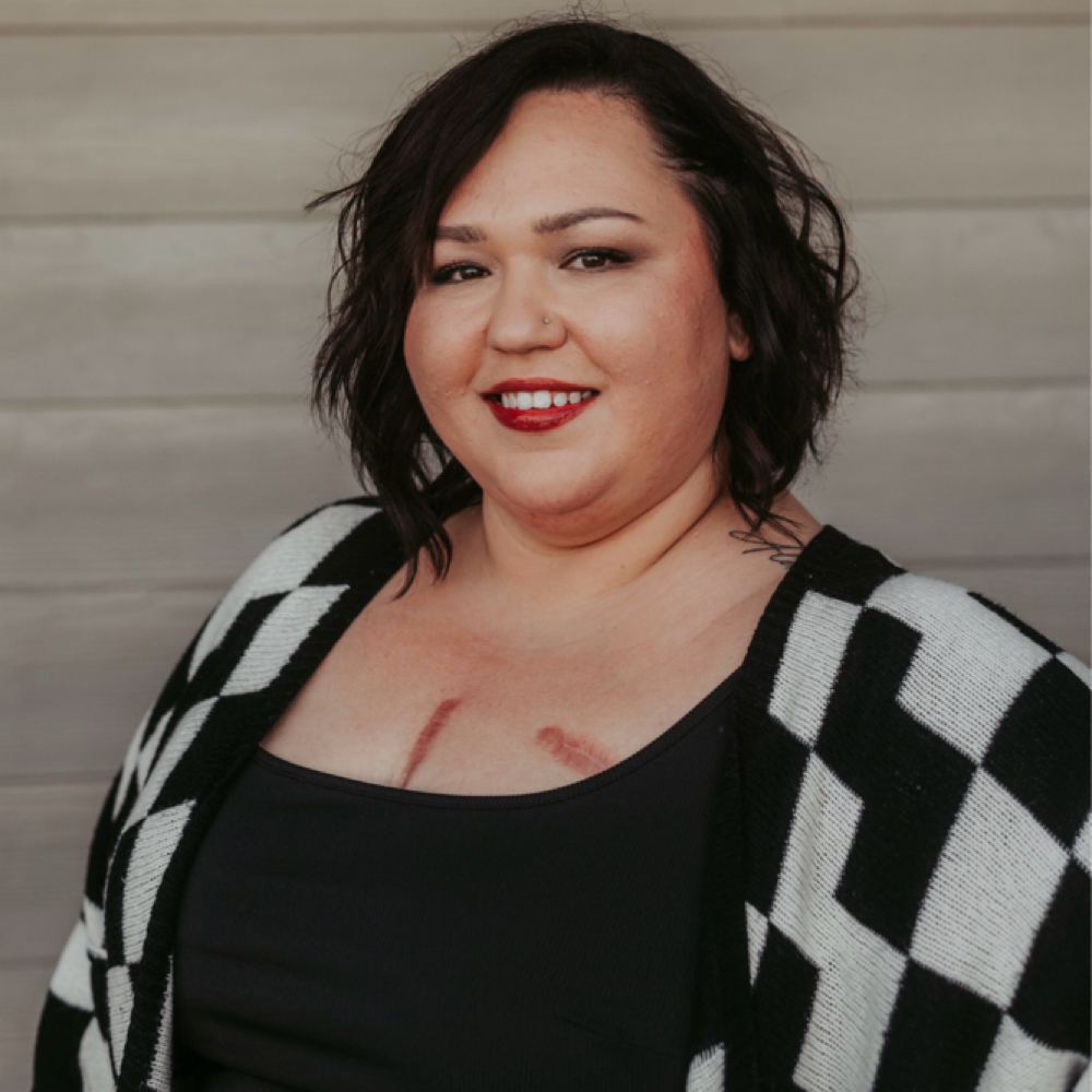 Stacey Valle at Elle Salon in Hermiston, OR