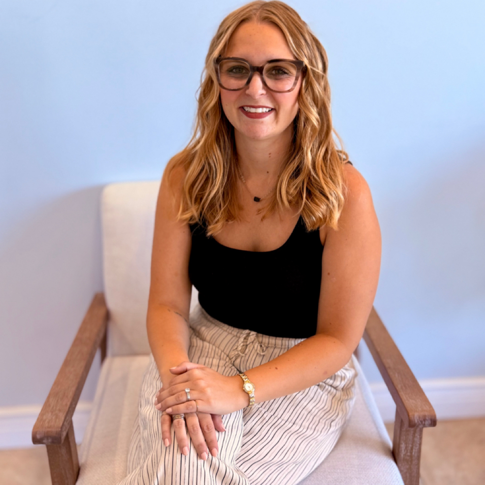 Alayna DeLisle at Blue Moon Body Waxing & Spa in Waterford, MI