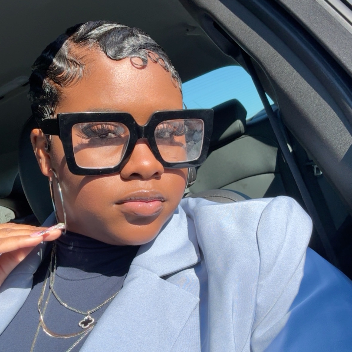 Speciality Dunn at Glow Braid Lounge in Pearland, TX