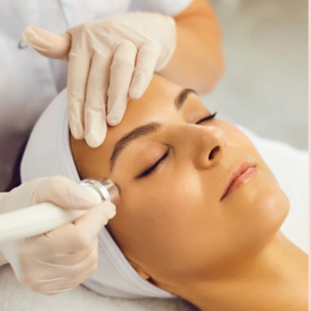 Esthetician Facial at Unique Clinique Aesthetics in Brooklyn, NY