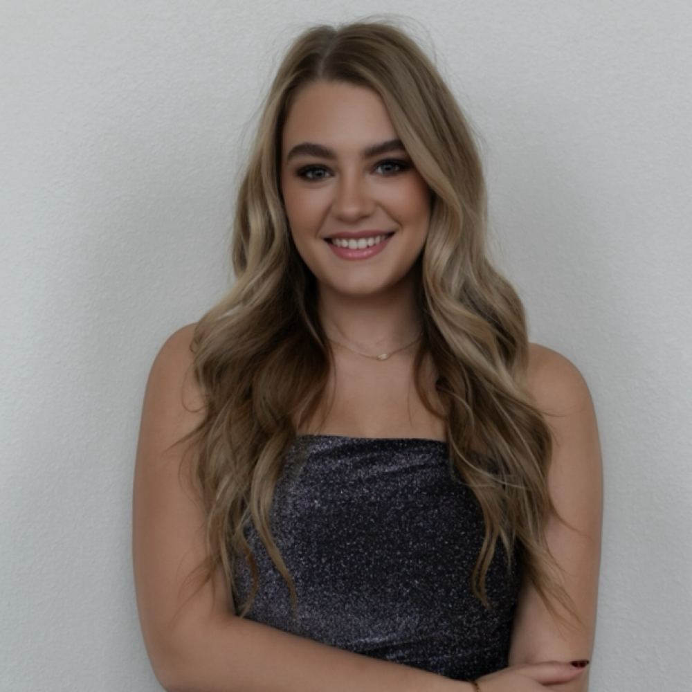 Tradyn Reynolds at Root & Sage Salon | Extension Bar in Fort Worth, TX