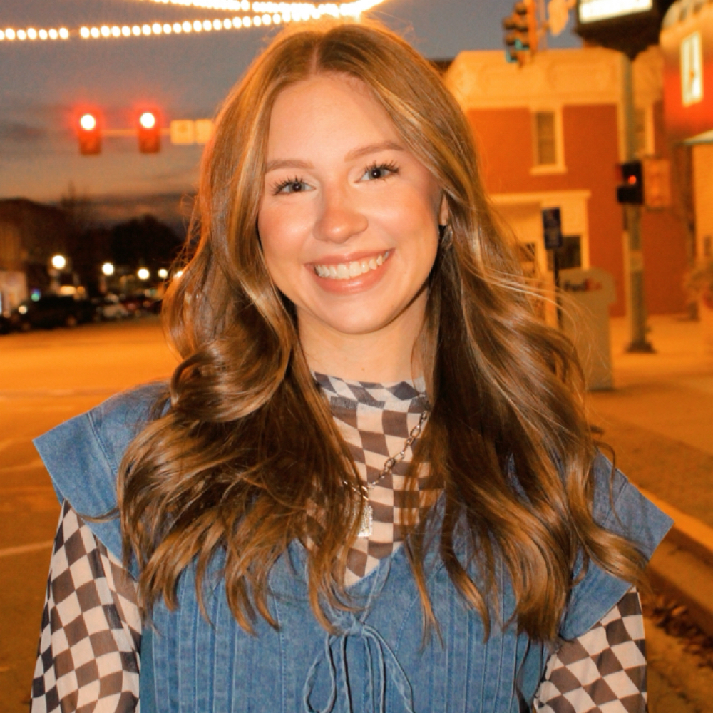 Delany Welsh at Champagne Joy in Morris, IL