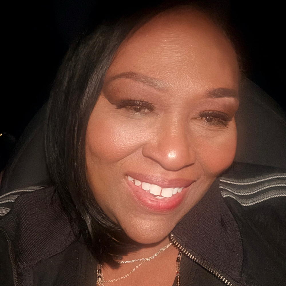 Lakita Harris at BLAZEBODYSPA & BEAUTY BAR in TINLEY PARK, IL