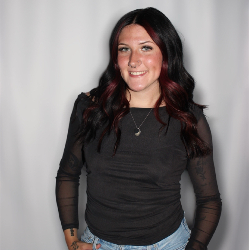 Jordyn R at Symphony Nails & Spa in Farmingville, NY