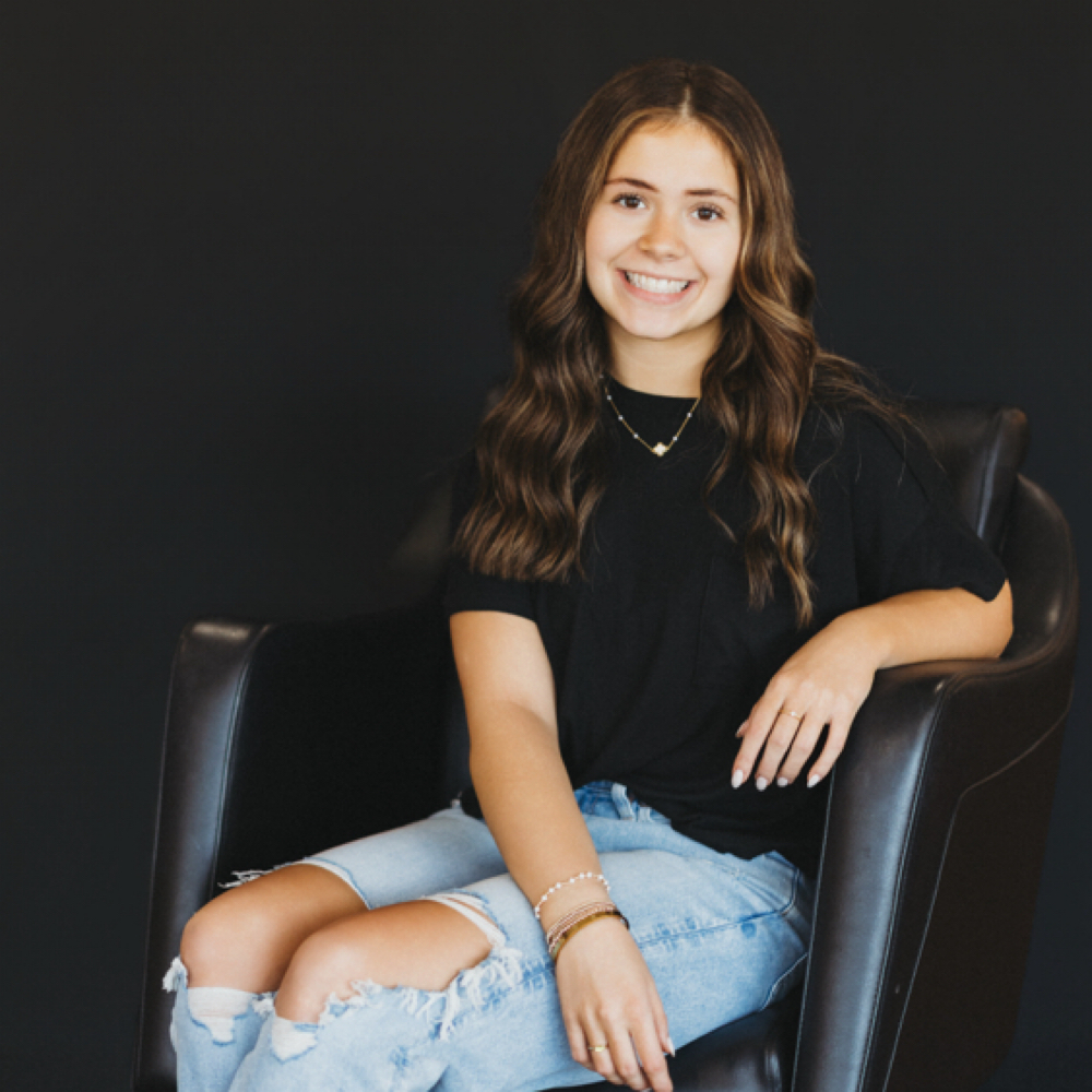 Chloe Claxton at Studio 45:11 in Seymour, TN