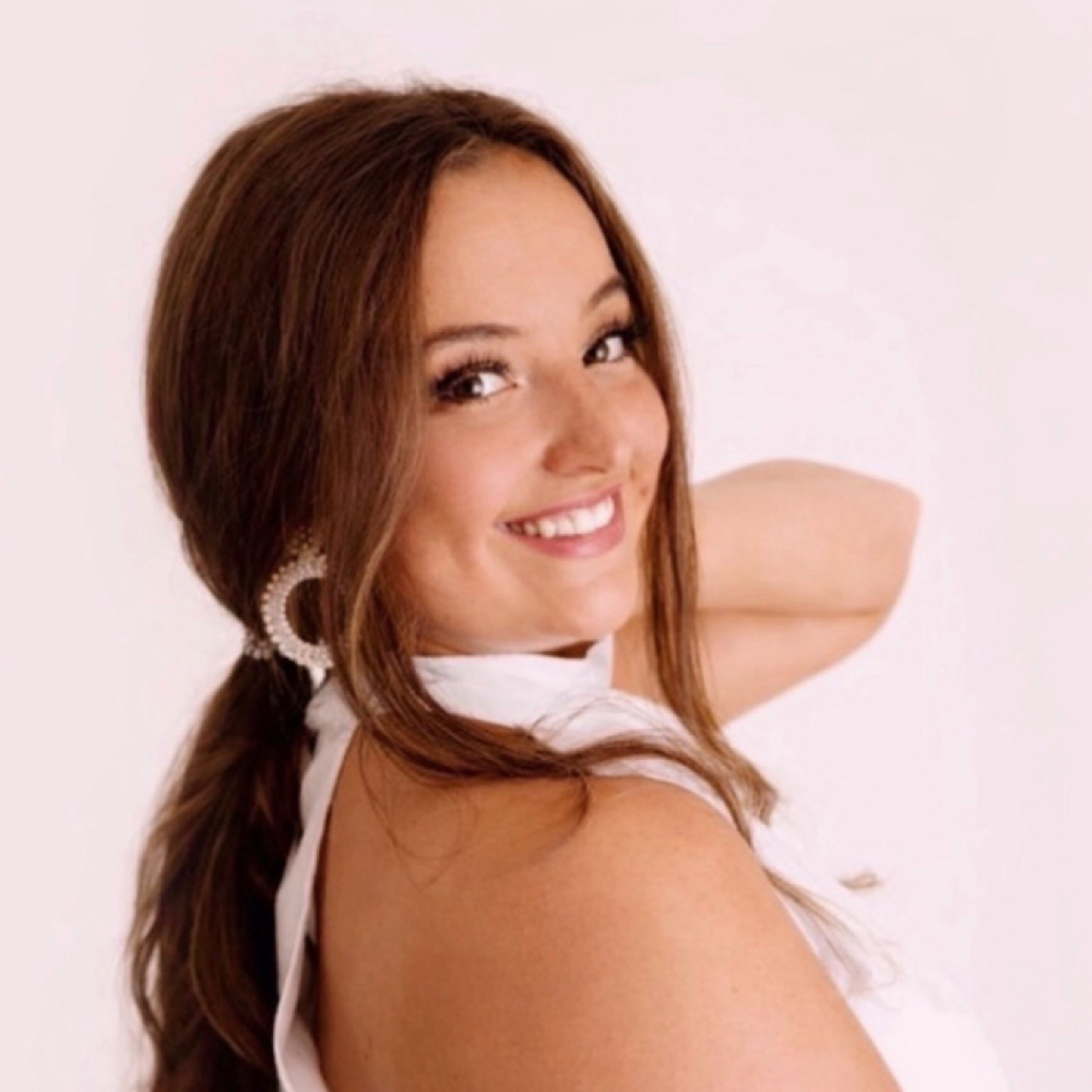 mica gay at Manna Beauty Salon in Berea, KY