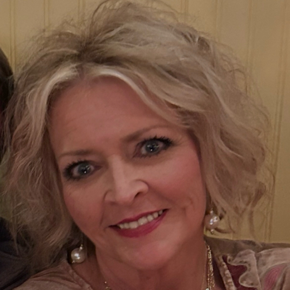 Cindy Ward at Something To Talk About Salon in Pittsboro, MS