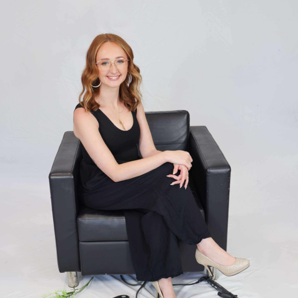 Chloe Barton