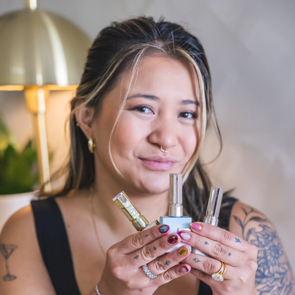 Lizzy Bui at Velvet Nail Lounge in Exeter, NH
