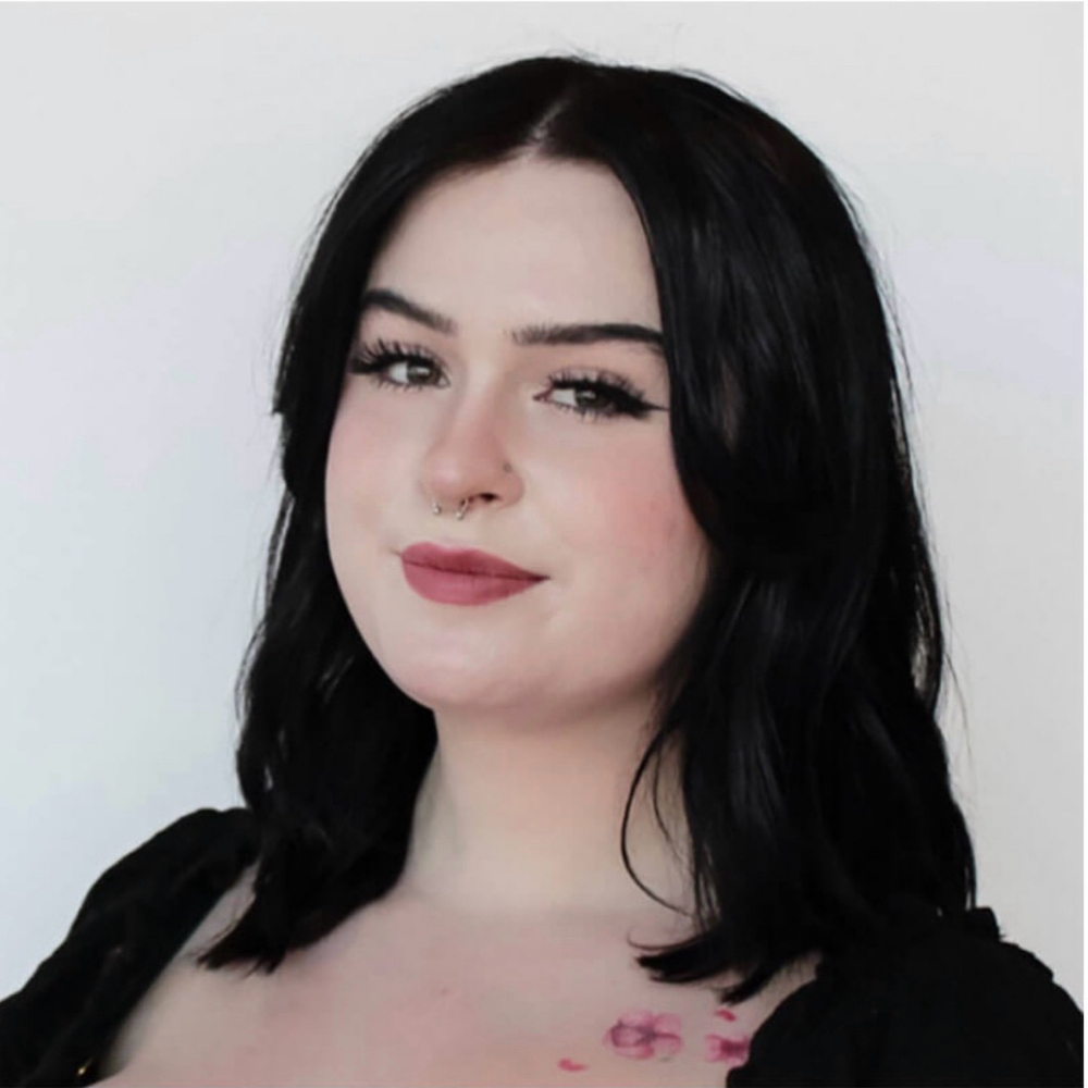 Abbie Reed at 5D Salon in Salt Lake City, UT