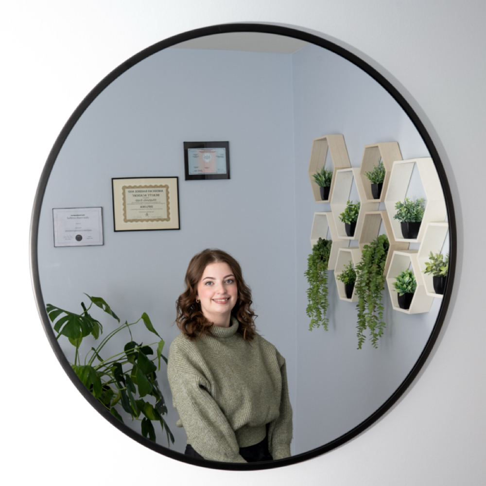 Rhapsody Rapp at Elevation Beauty Studio in Hamburg, PA