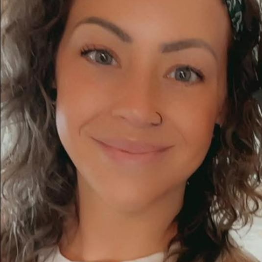 Lauren Mcconnell at Beautiful Creature A Natural Radiance Spa in Zelienople, PA