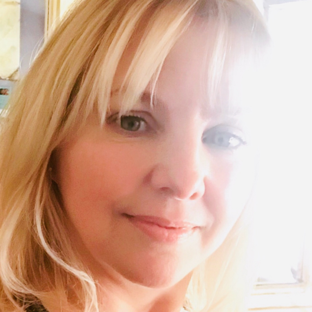 Sheri DeZubiria at DeZubi Skin in Lake Oswego, OR