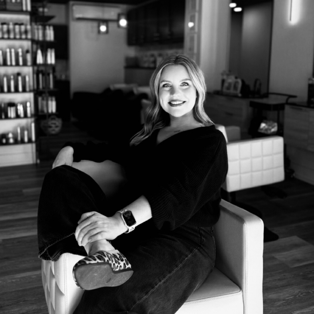 Ashly Foster at Sunshine McKay Hair Co in Jeffersonville, IN