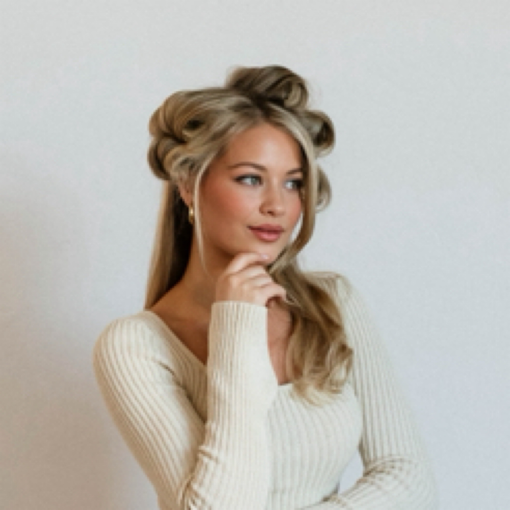 Emily Parker at Lumière Salon Atelier in Medford, OR