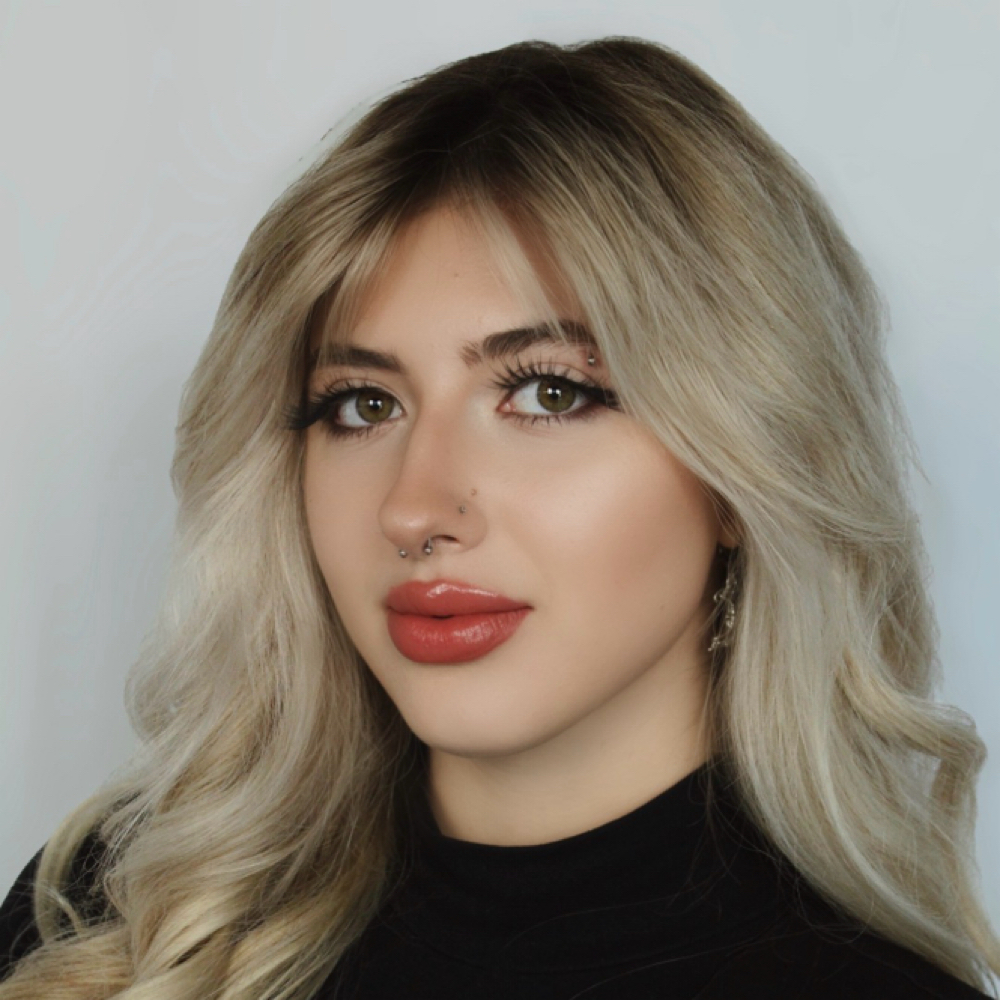 Hollis B. at VICI Beauty and Spa in Boardman, OH