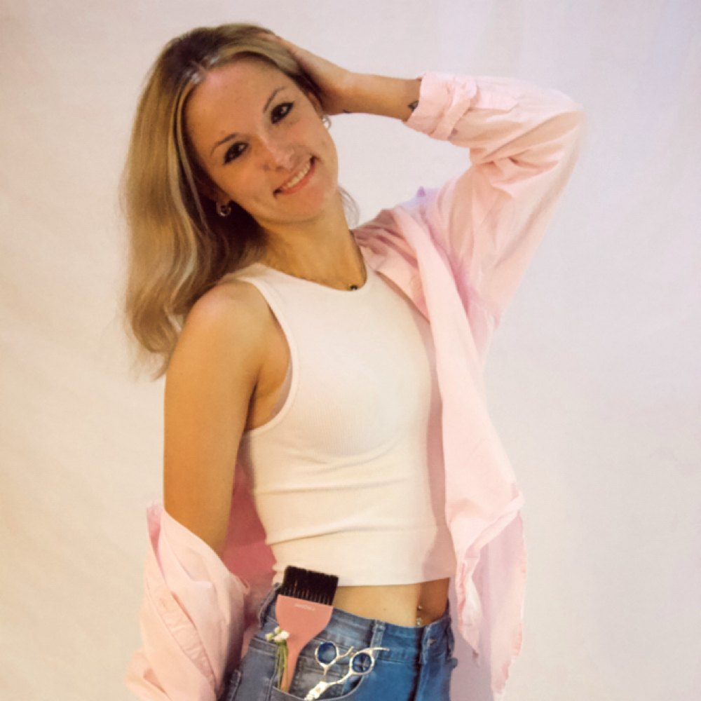 Jaelyn Campbell at HEX Beauty Bar in Olive Branch, MS