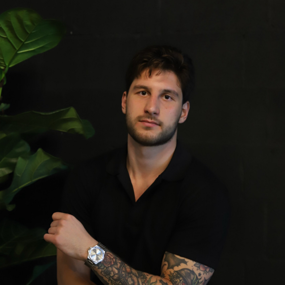 Alexander Korzhov at 1920 GENTLEMENS CLUB in Buffalo Grove, IL