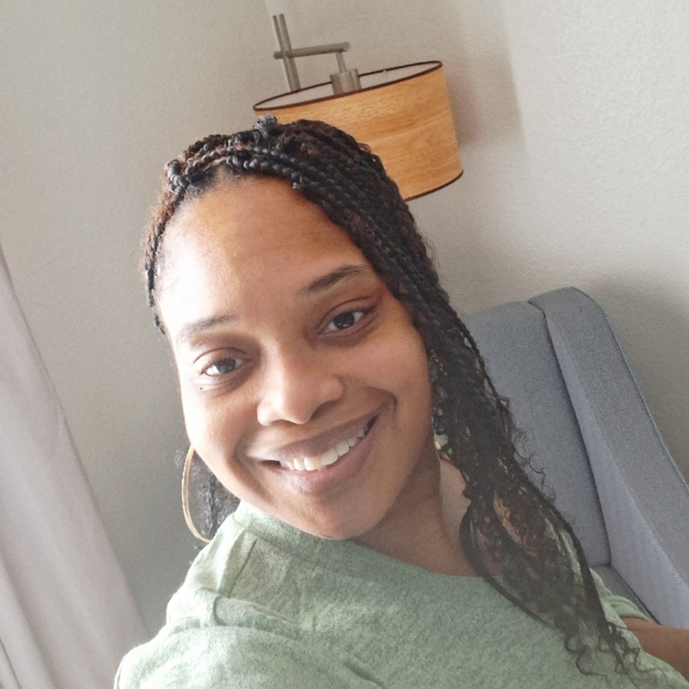 Robyn Johnson at Let’s Keep U  Kute in Missouri City, TX