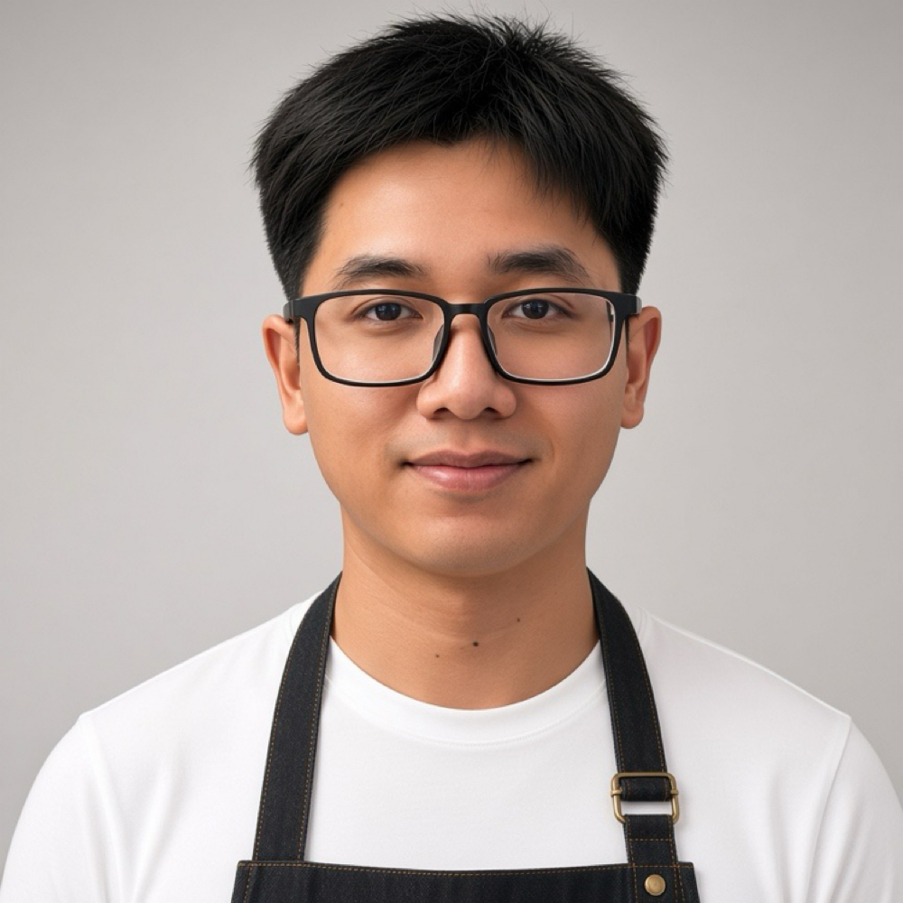 Vincent Phan at Mazy Nail Studio in Austin, TX