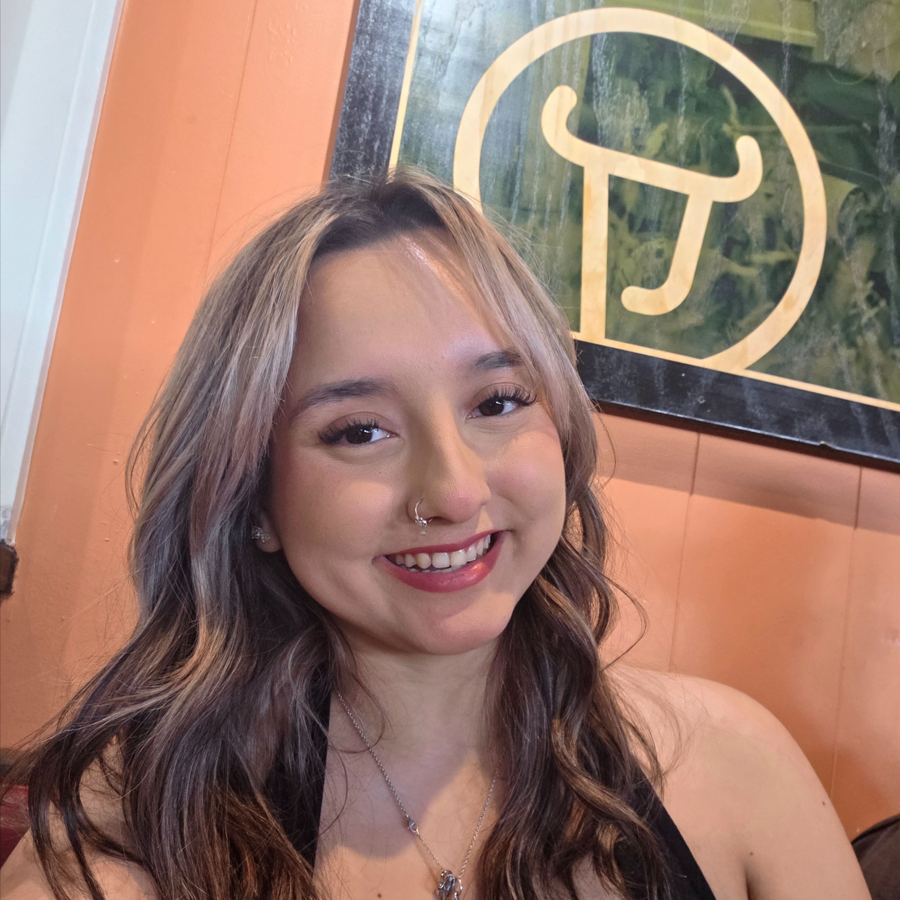 Alesi Gonzalez at Gina's Hair Studio in Eagle pass, TX