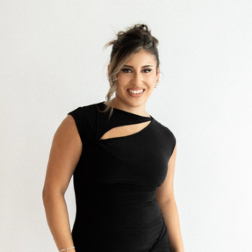 Manuela Tapia at Glossed. Hair Studio in Pasco, WA