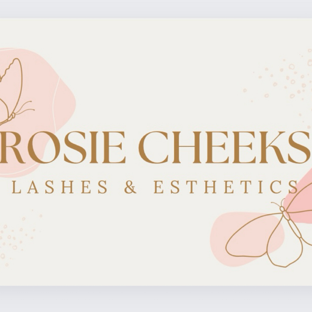 Briana Olle (Rosie Cheeks Lashes & Esthetics)