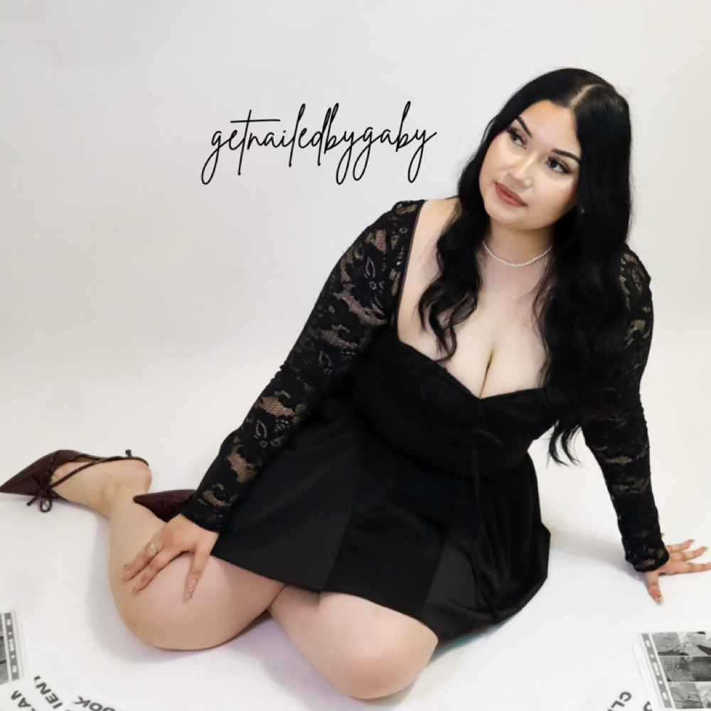 Gaby villarreal at Barbiez Studios in Wichita, KS
