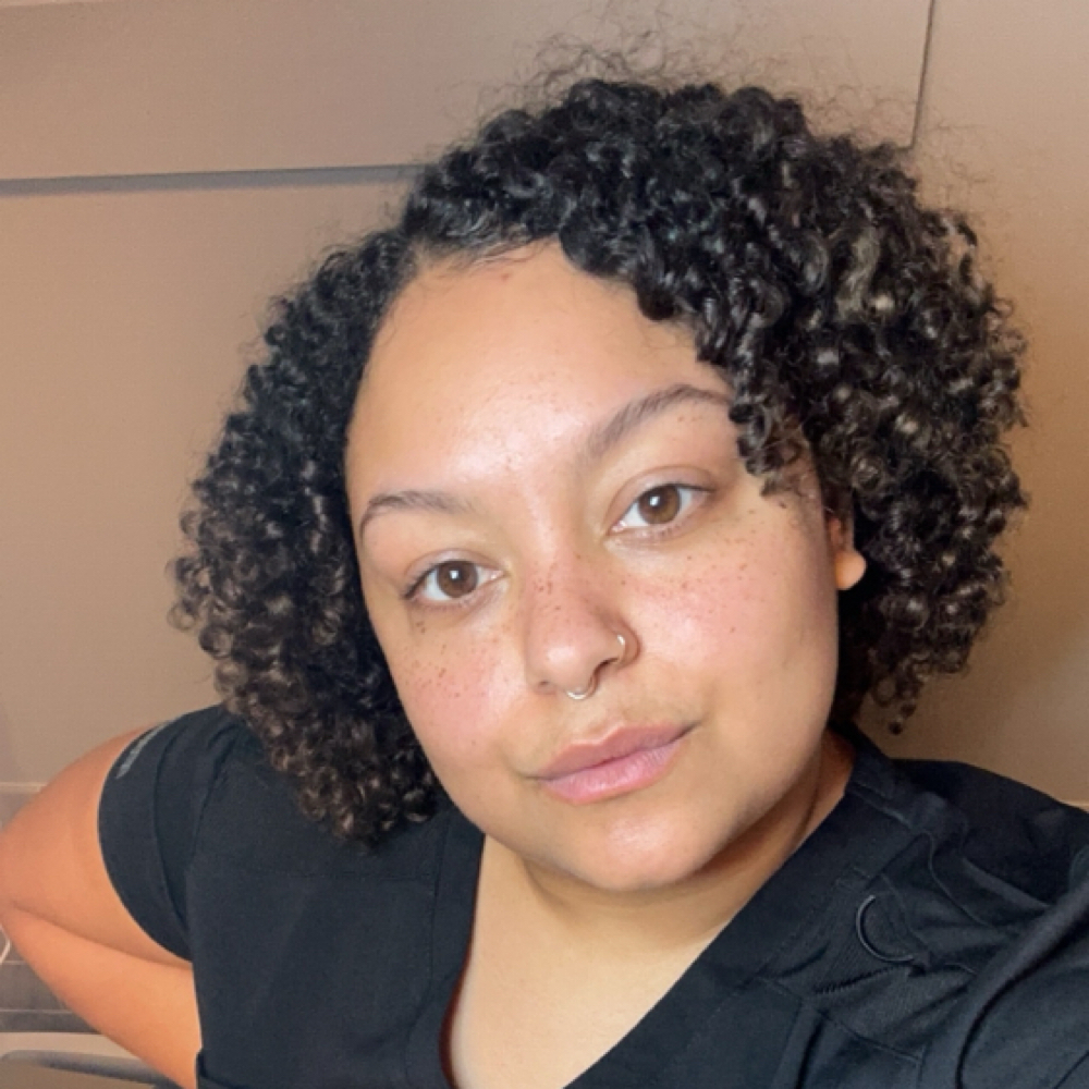 Chandler Holliday at Bella Hands in Milwaukie, OR