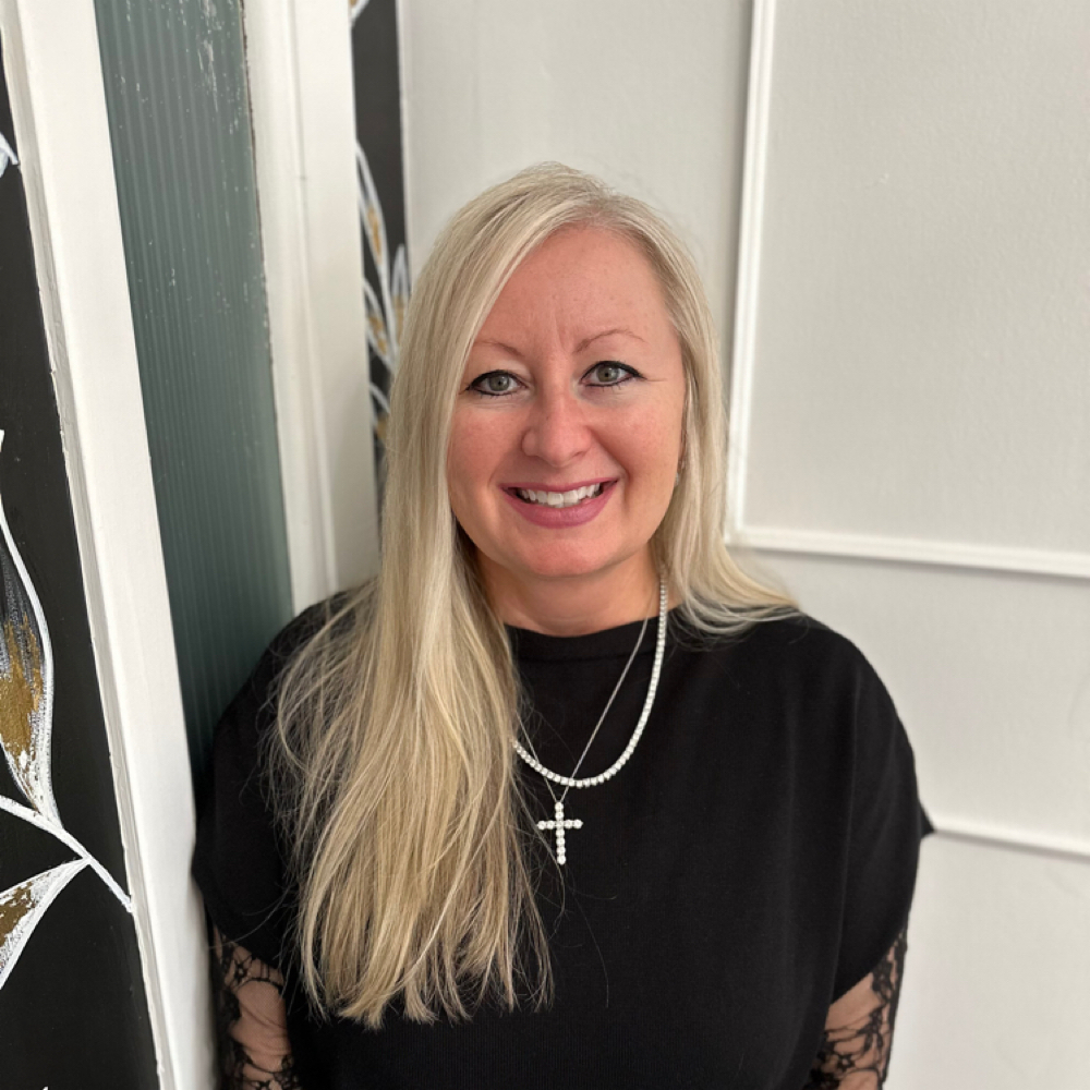 Stacie Utley at The Parlor in Green Cove Springs, FL