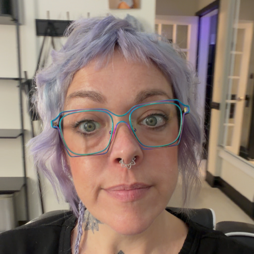 Lauren Harmon at THRPYsuites Barbershop & Salon in Tampa, FL