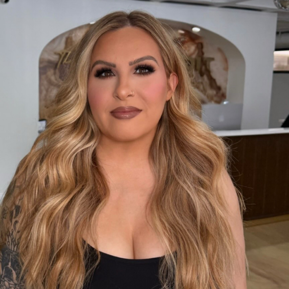 Lauren Murray at Tonic Beauty Bar- Lauren in Chesterfield, MO