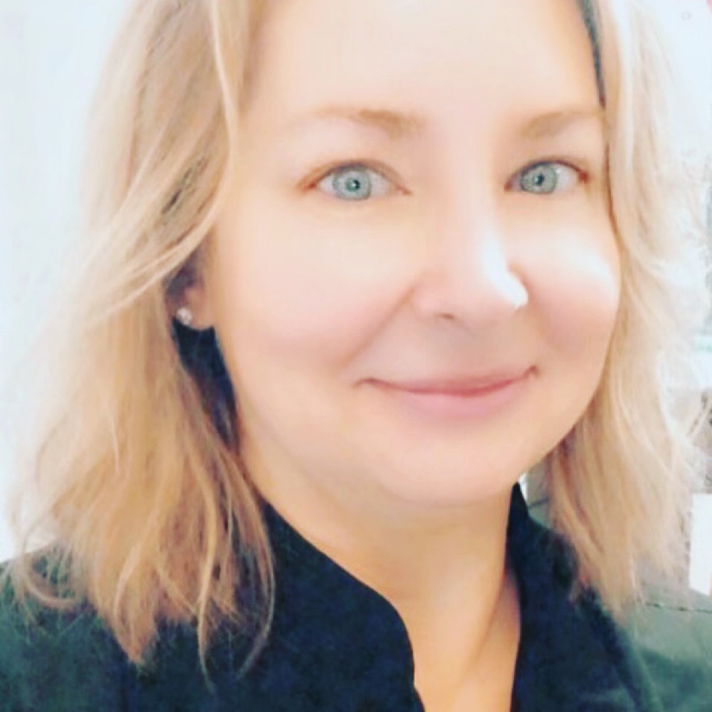 Amanda Trageser at afterglow aesthetics llc in Bentonville, AR