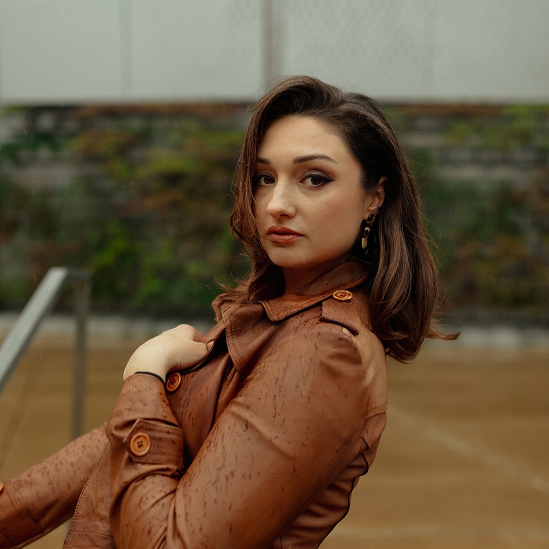 Julia Holt at Mane Aura in Sacramento, CA