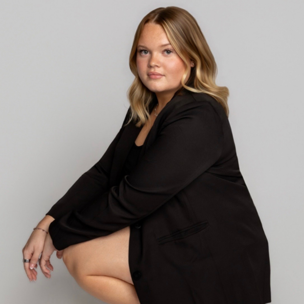 Lorelai Wolla at Circle M Hair Studio & Beauty Bar in Saint Peters, MO