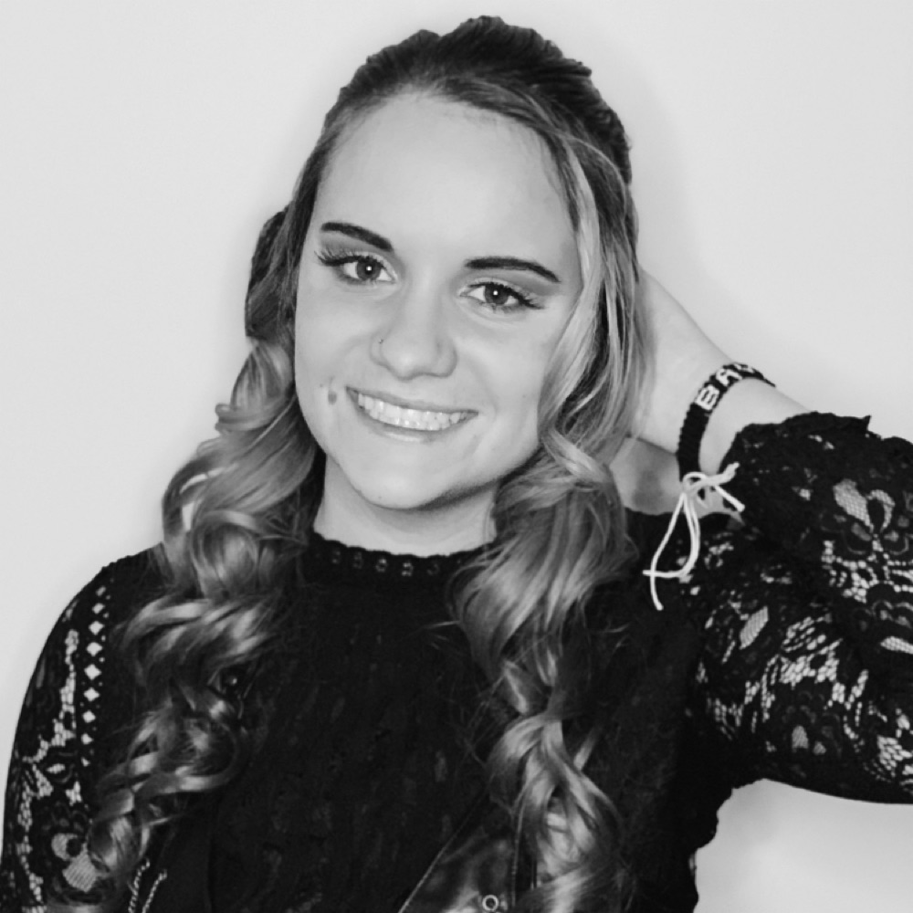 Vanessa Bischoff - Stylist