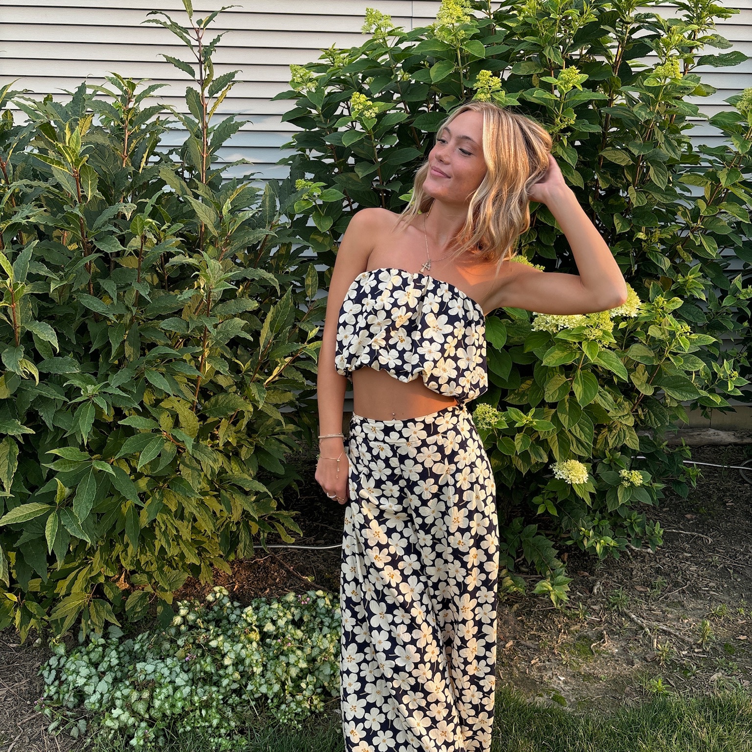 Kat Wingard at Birds Of A Feather                               Salon in Wakarusa, IN