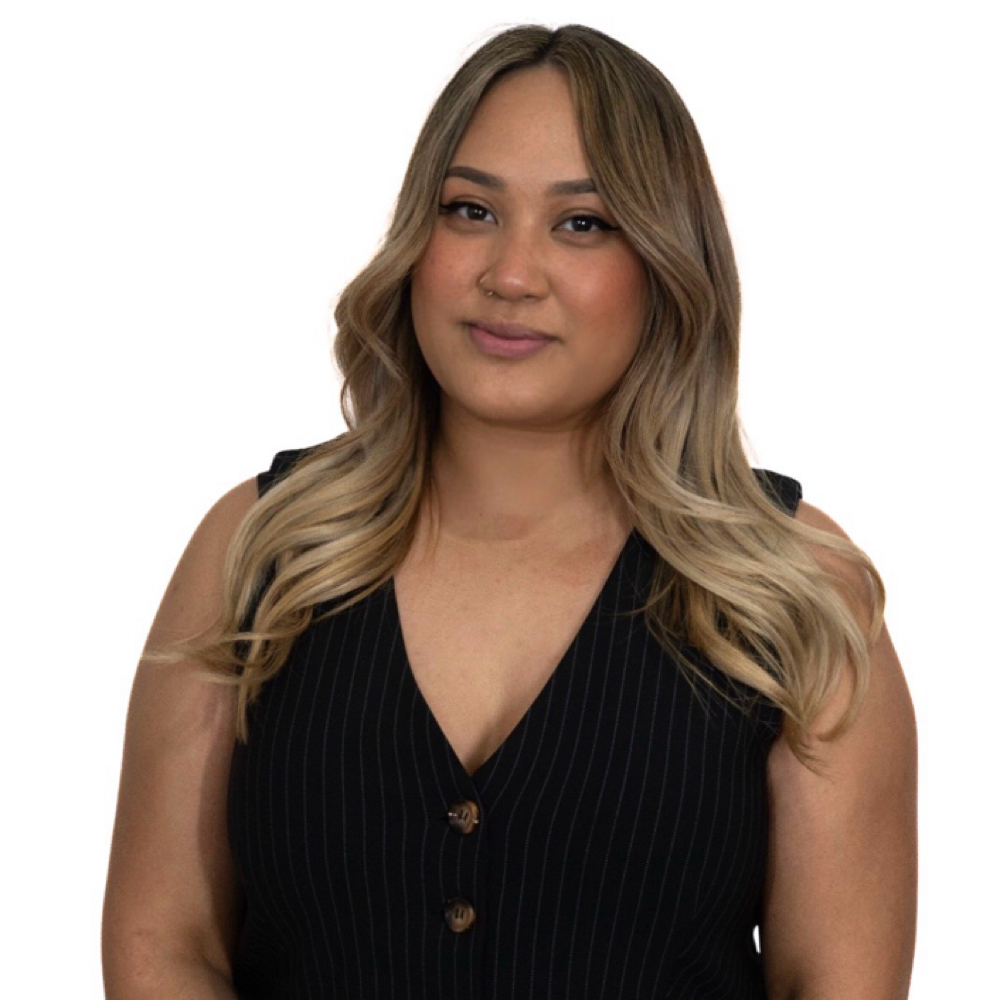 Lyz Purisima at Chic Culture Salon in Artesia, CA