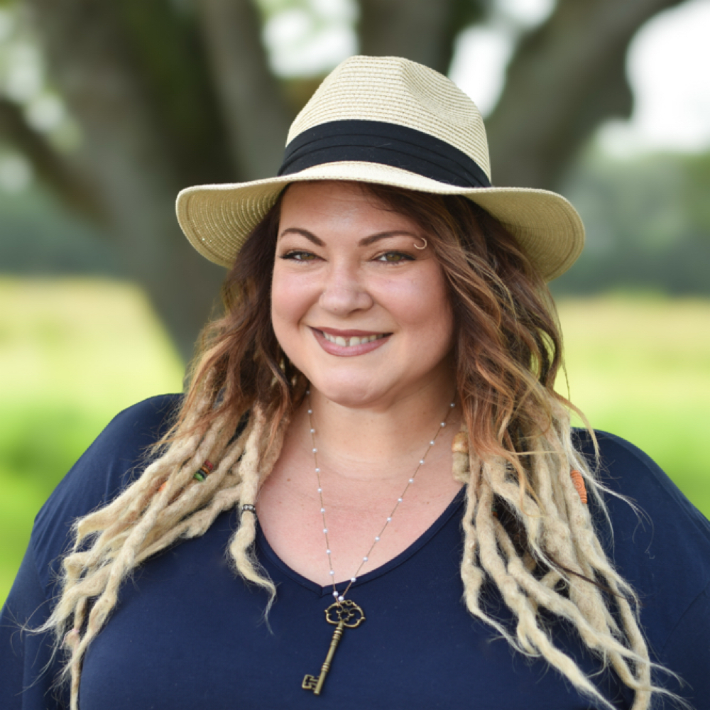 Misti Alvarez at Misti Rose Salon Suites in Lafayette, LA