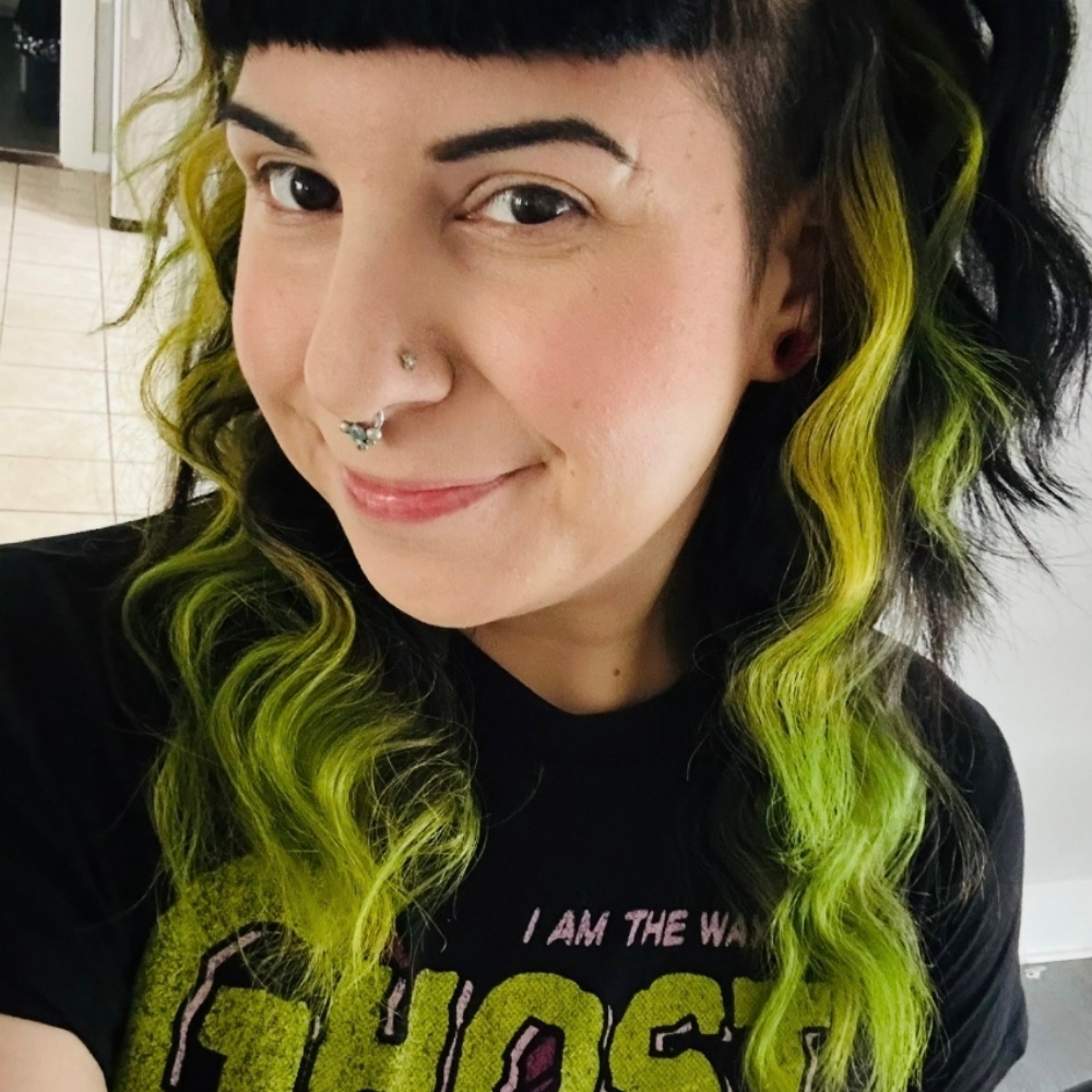 Sarah Violet at House of Sage Salon & Suites in Saginaw, MI