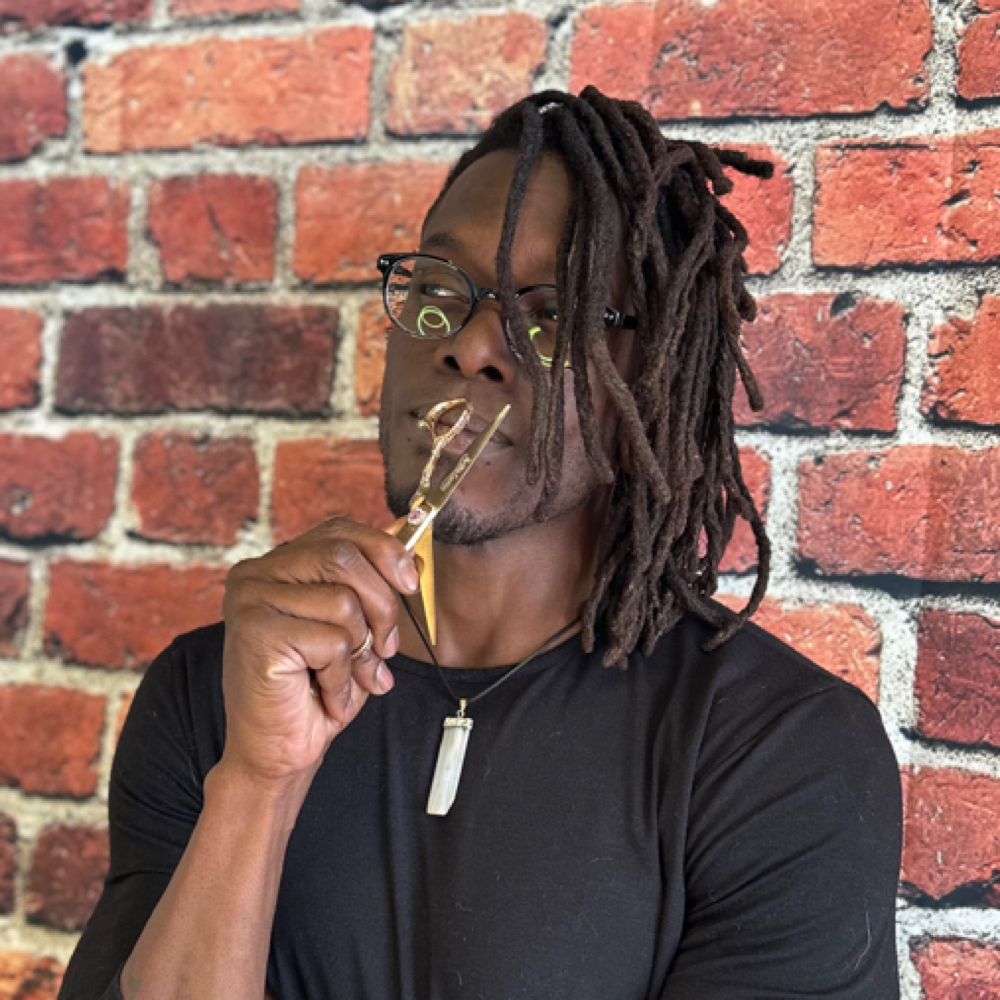 Yasuke Lee