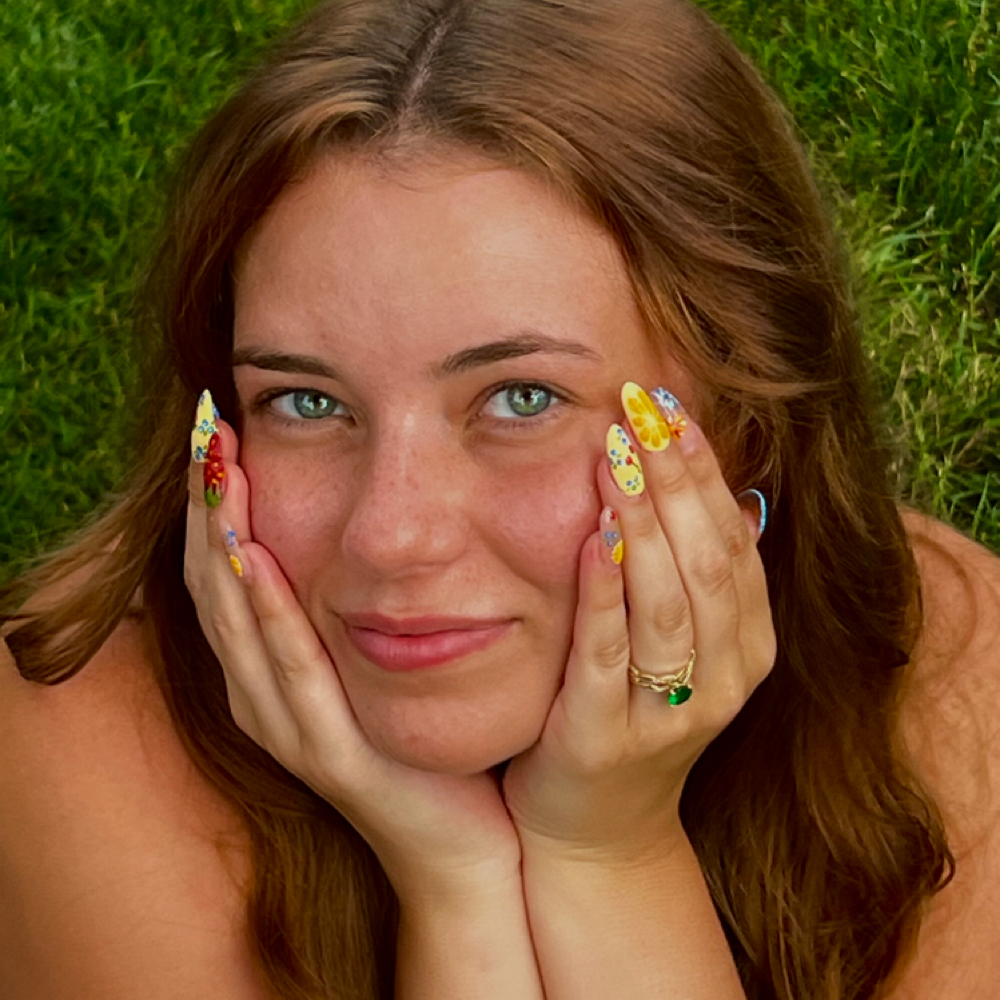 Alivia Henderson at Jade Nail Society in Bethany, OK