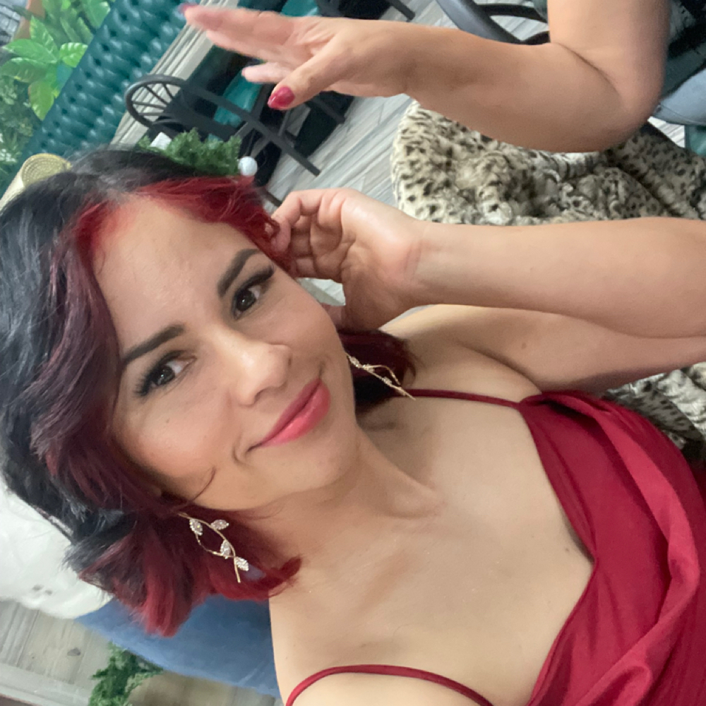 Karla Otero at Studio Chic Nail Salon and Spa in palmdale, CA