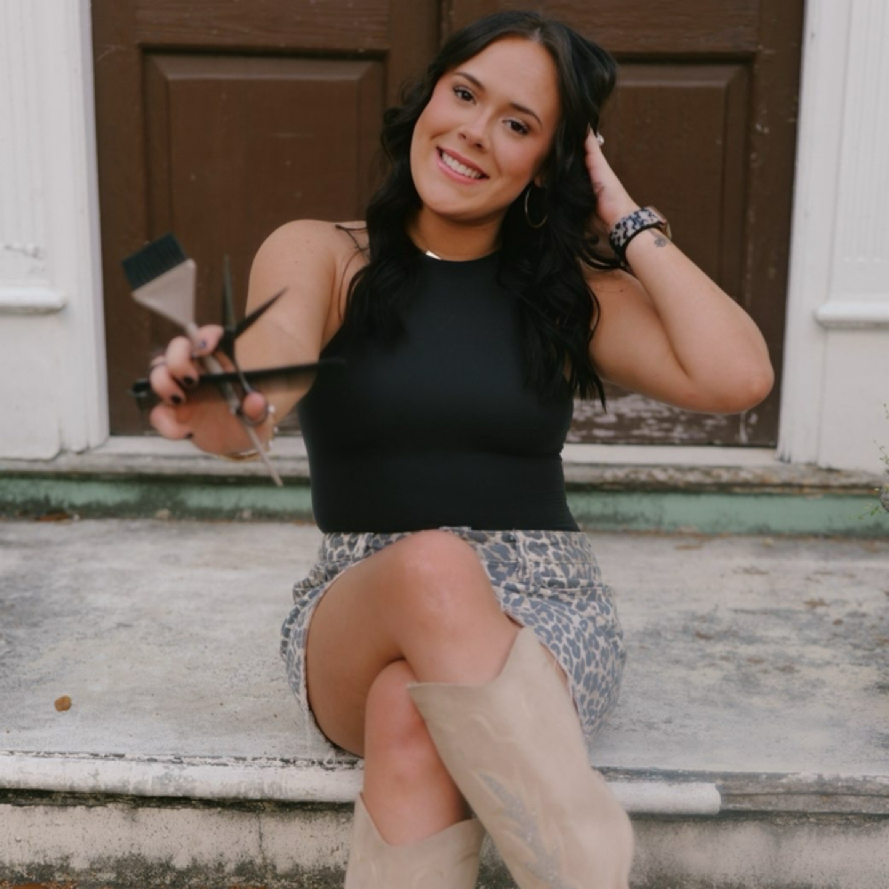 Kalee Hall at POSH Salon and Dry Bar in Starkville, MS