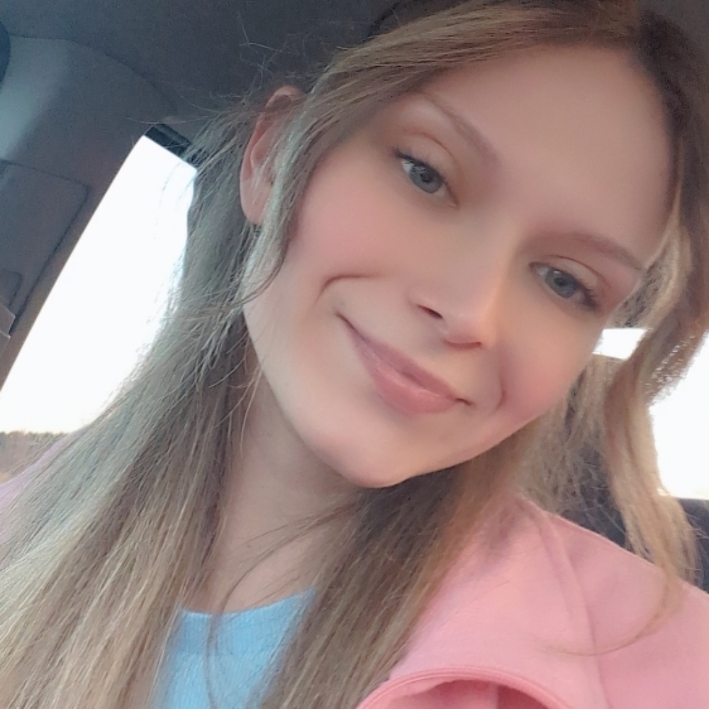 Danielle Howard at The Nail Nook LLC in Yadkinville, NC