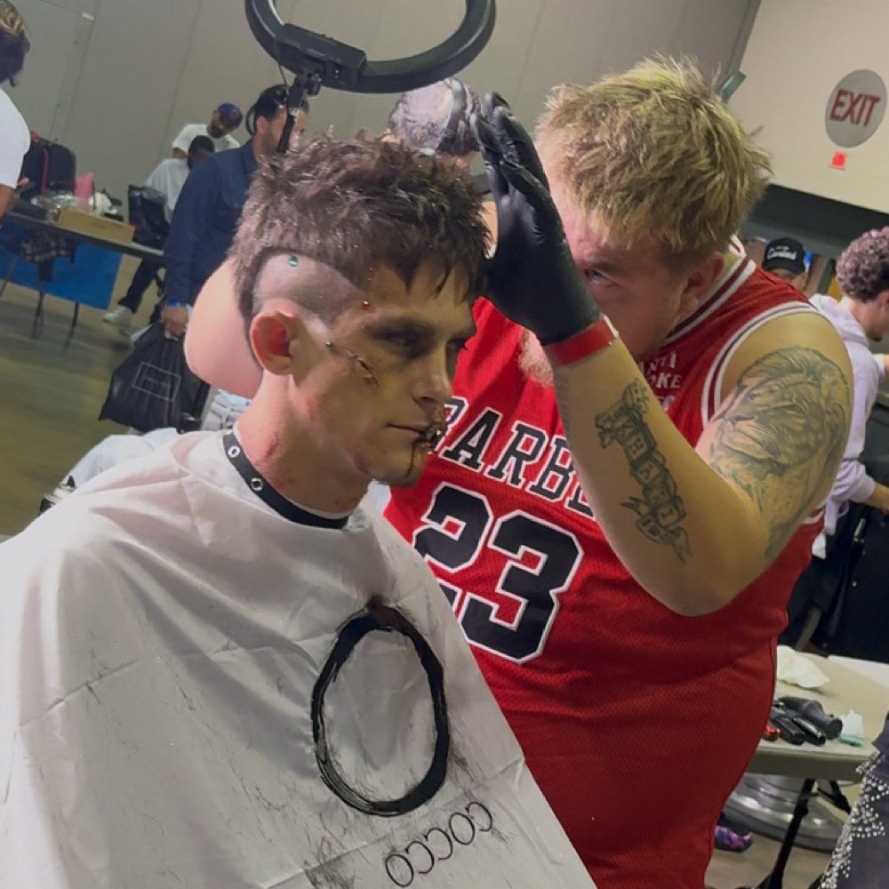 Tanner Lantz Barber Cash Or Card