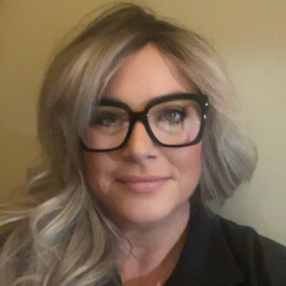 Patty Kinney at House of Gypsy in Malvern, IA