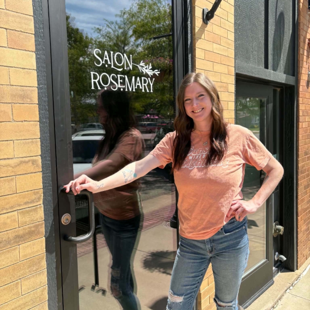 Tori Parks at Salon RoseMary in Solon, IA