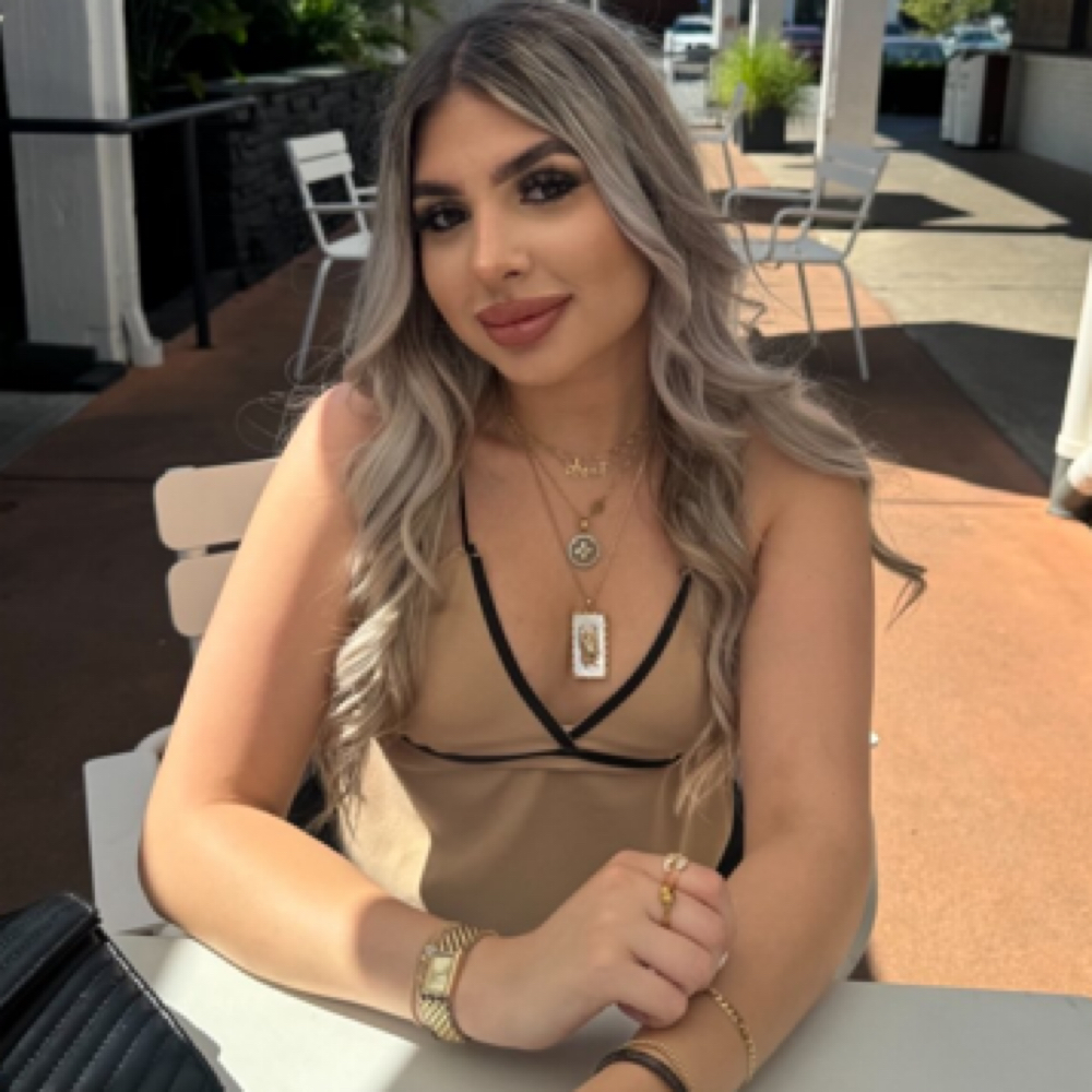 Janelle M